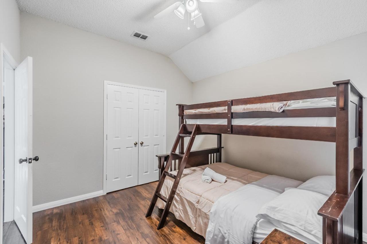 * *Astounding House **Perfect For Family And Friends , Pool , Hot Tub, & Game Room อัลเลน ภายนอก รูปภาพ