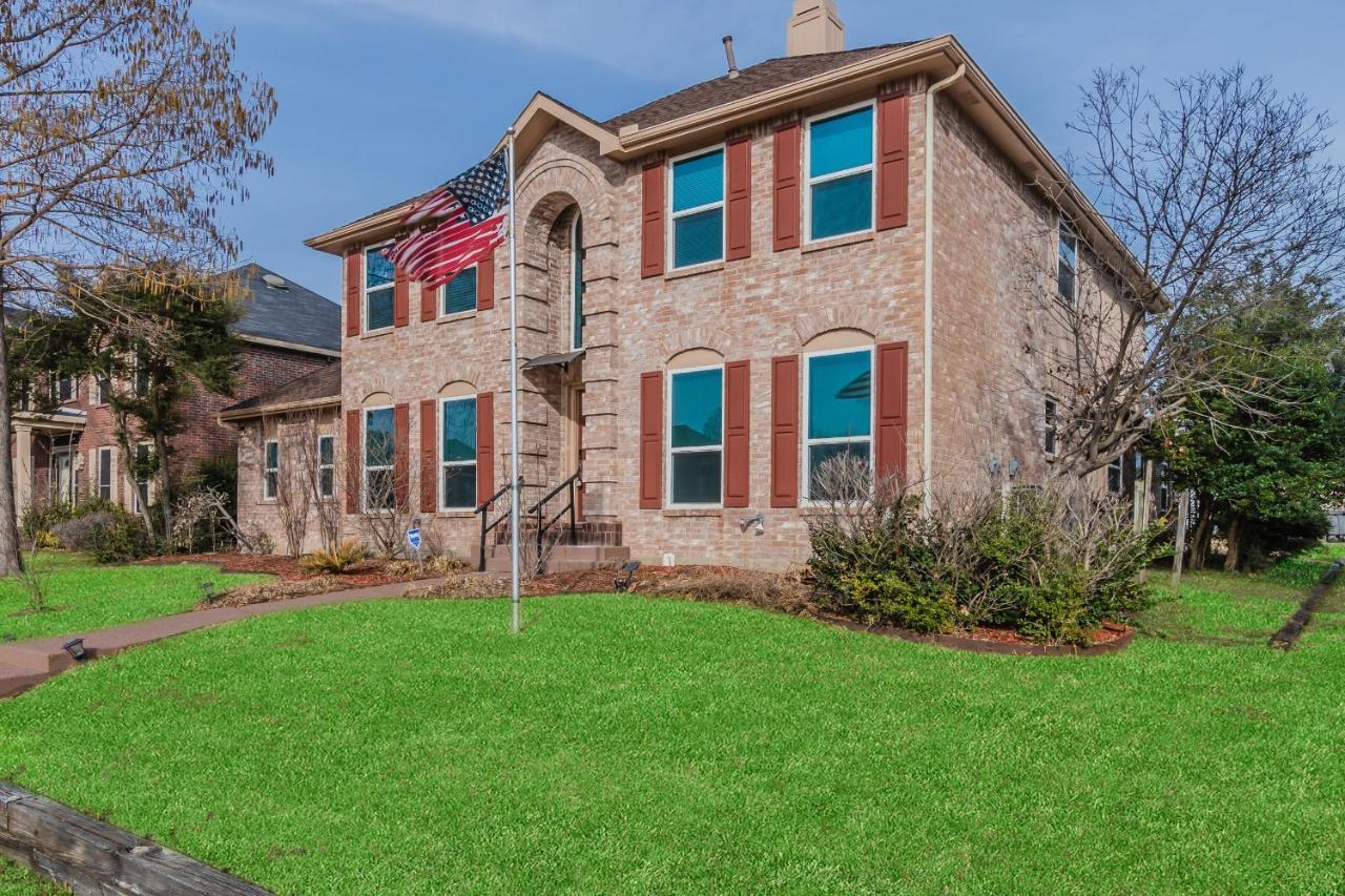 * *Astounding House **Perfect For Family And Friends , Pool , Hot Tub, & Game Room อัลเลน ภายนอก รูปภาพ