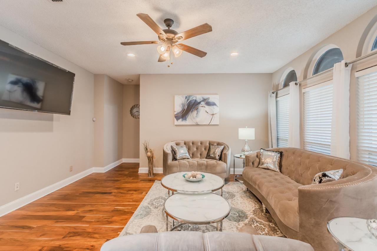 * *Astounding House **Perfect For Family And Friends , Pool , Hot Tub, & Game Room อัลเลน ภายนอก รูปภาพ