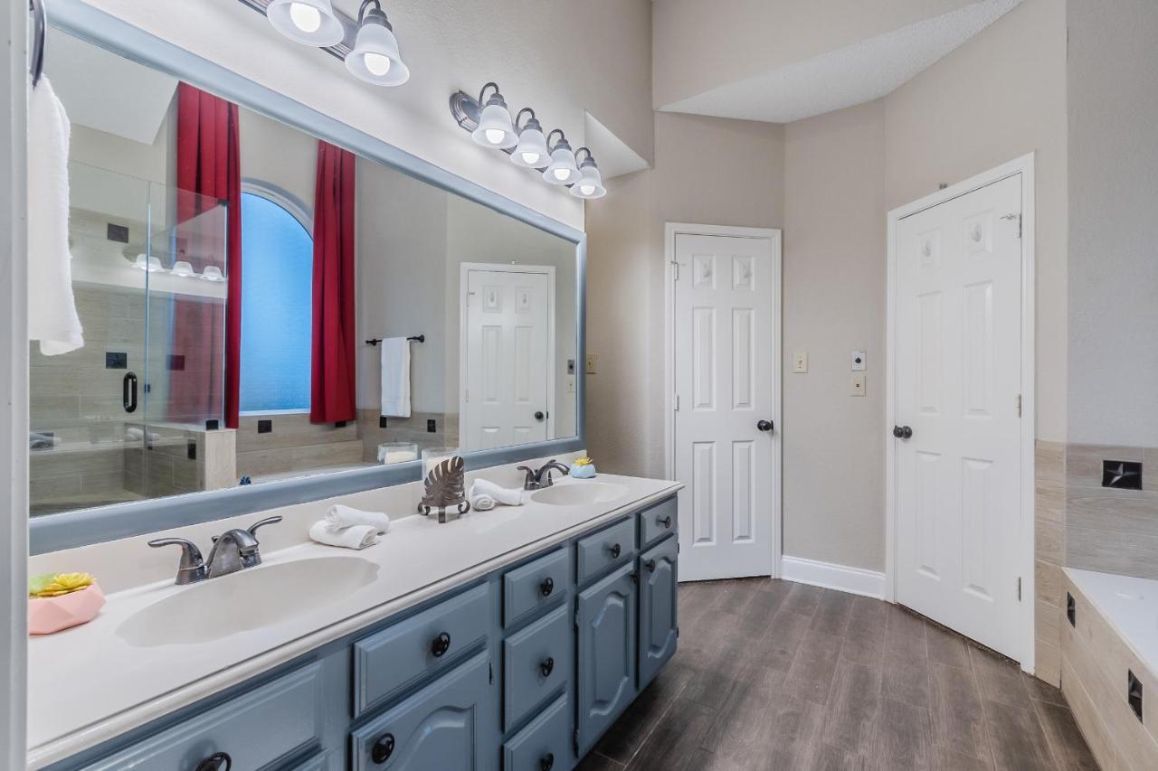 * *Astounding House **Perfect For Family And Friends , Pool , Hot Tub, & Game Room อัลเลน ภายนอก รูปภาพ
