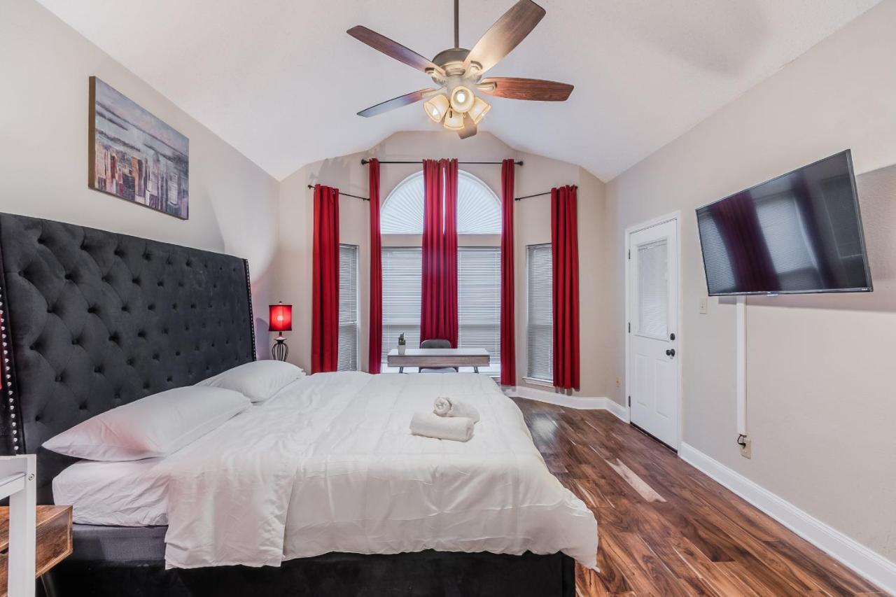 * *Astounding House **Perfect For Family And Friends , Pool , Hot Tub, & Game Room อัลเลน ภายนอก รูปภาพ
