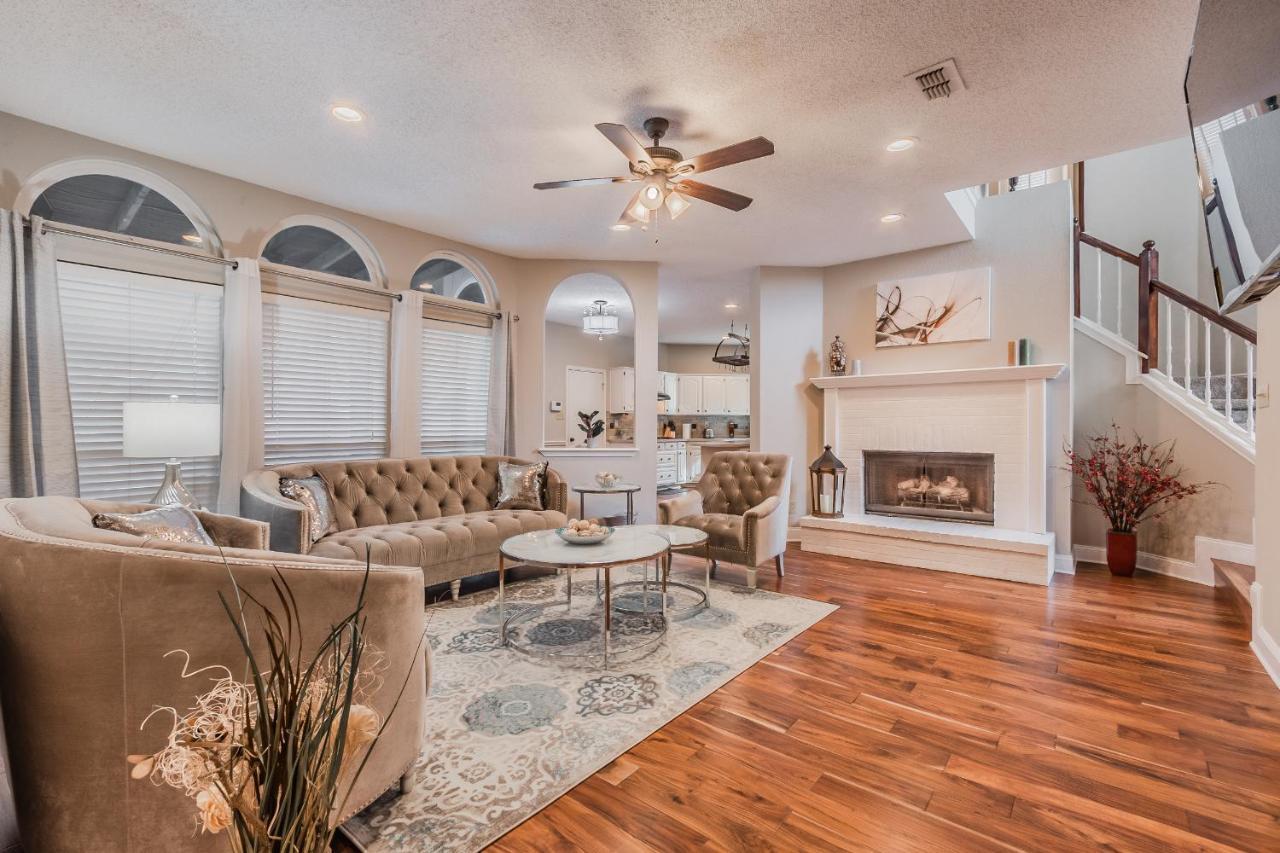 * *Astounding House **Perfect For Family And Friends , Pool , Hot Tub, & Game Room อัลเลน ภายนอก รูปภาพ